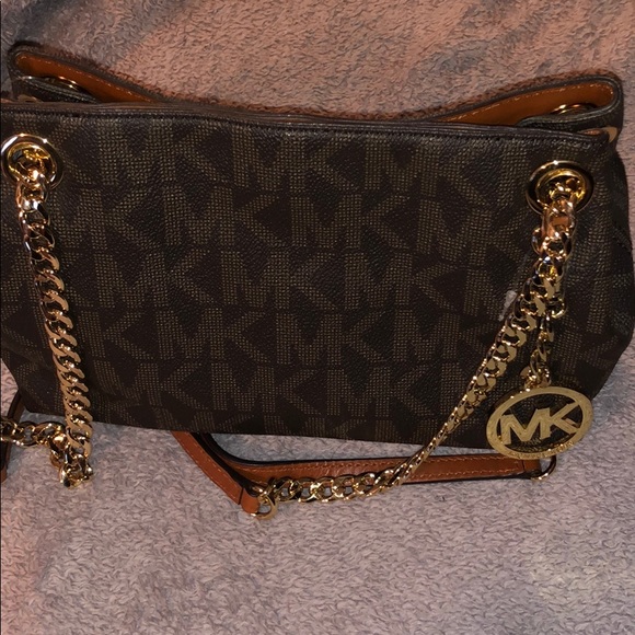 MICHAEL Michael Kors Handbags - Michael Michael kors jet set chain bag